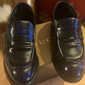 Gucci Men's Glossy Black Leather Loafers